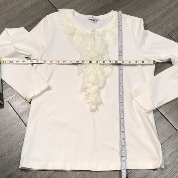 CAbi Off White Lace Ruffle Front Long Sleeve Stretch Knit T-Shirt size L - Picture 8 of 8
